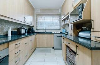2 Bedroom Property for Sale in South Crest Gauteng