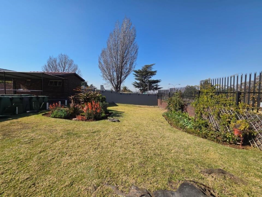 2 Bedroom Property for Sale in South Crest Gauteng