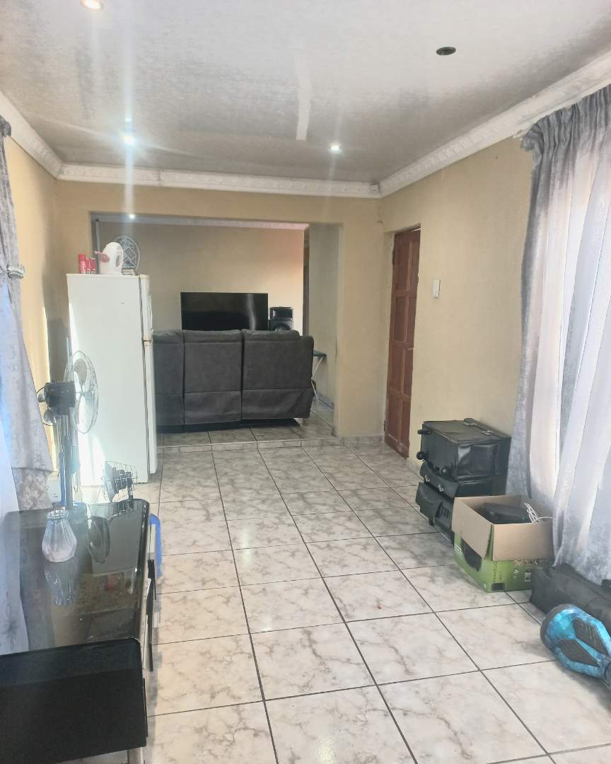 3 Bedroom Property for Sale in Dawn Park Gauteng
