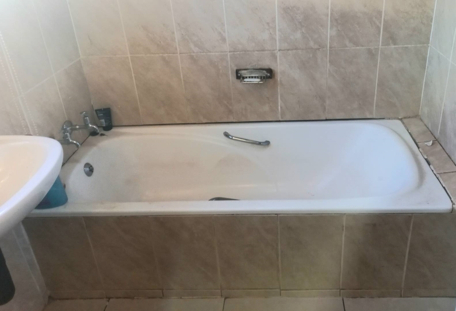 3 Bedroom Property for Sale in Dawn Park Gauteng