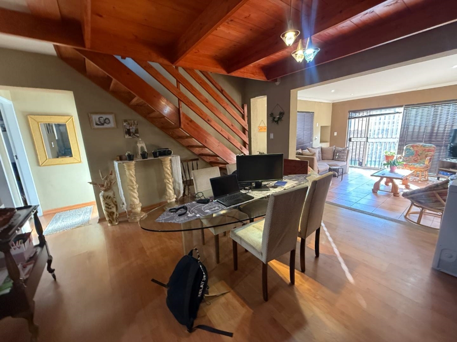 To Let 3 Bedroom Property for Rent in Radiokop Gauteng