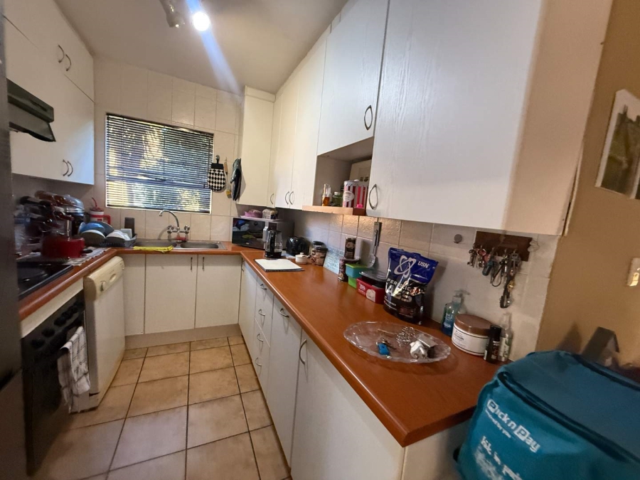 To Let 3 Bedroom Property for Rent in Radiokop Gauteng