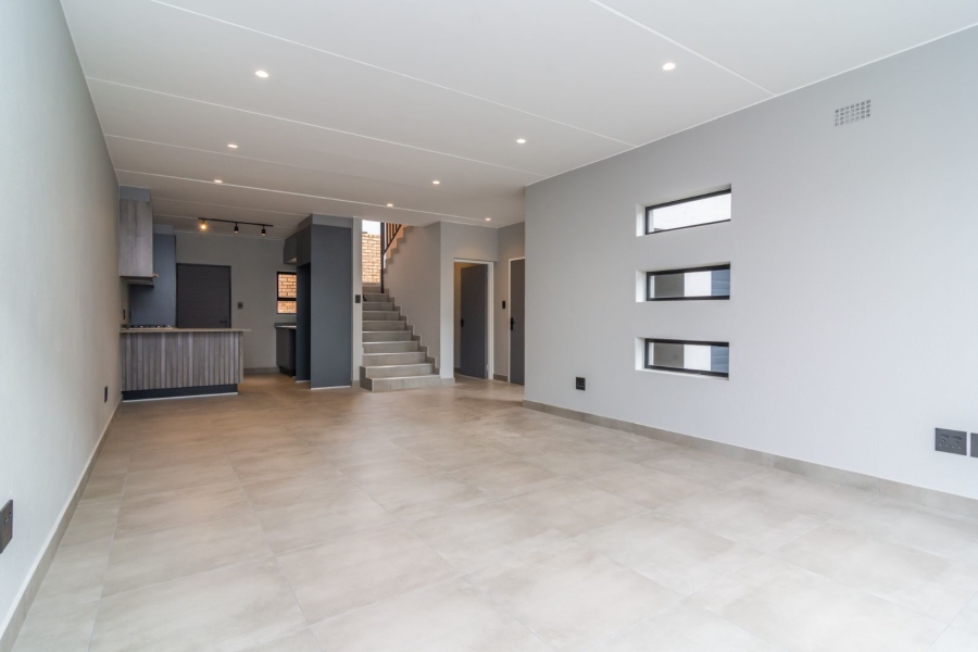 3 Bedroom Property for Sale in Noordheuwel Gauteng