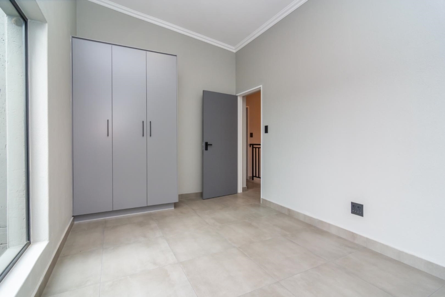 3 Bedroom Property for Sale in Noordheuwel Gauteng