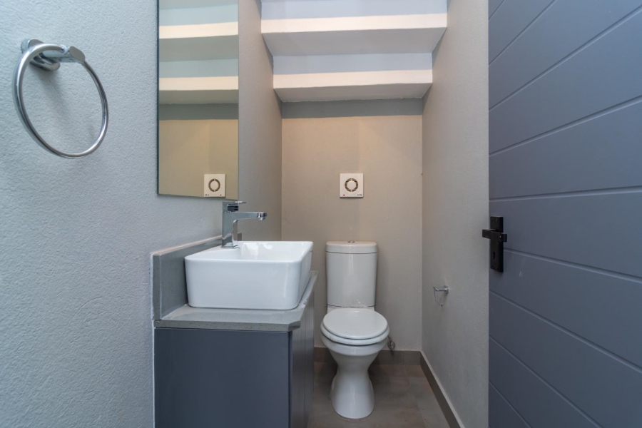 3 Bedroom Property for Sale in Noordheuwel Gauteng