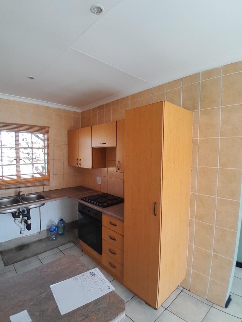 2 Bedroom Property for Sale in Regents Park Gauteng