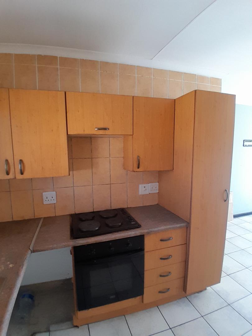 2 Bedroom Property for Sale in Regents Park Gauteng