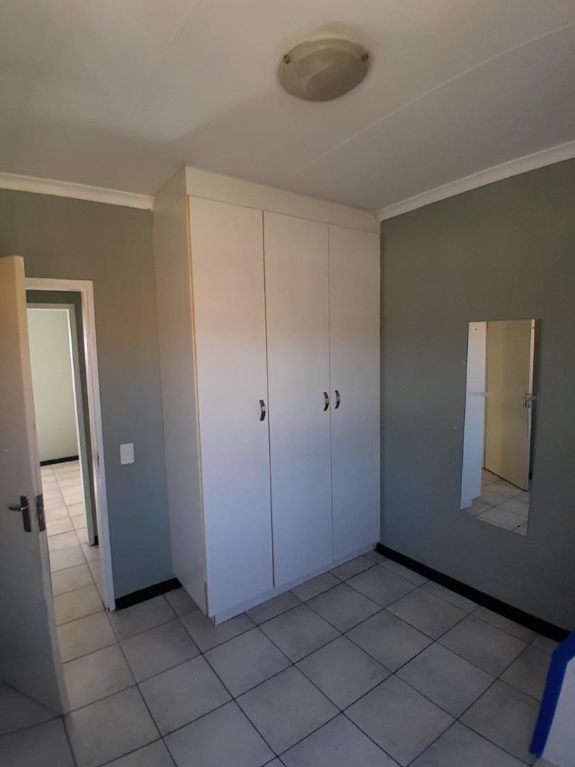 2 Bedroom Property for Sale in Regents Park Gauteng