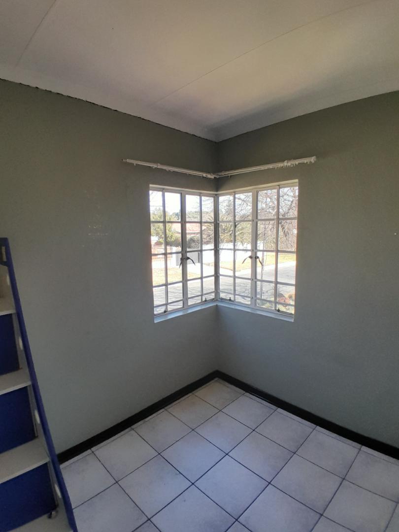 2 Bedroom Property for Sale in Regents Park Gauteng