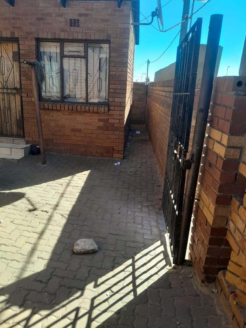 13 Bedroom Property for Sale in Ivory Park Gauteng