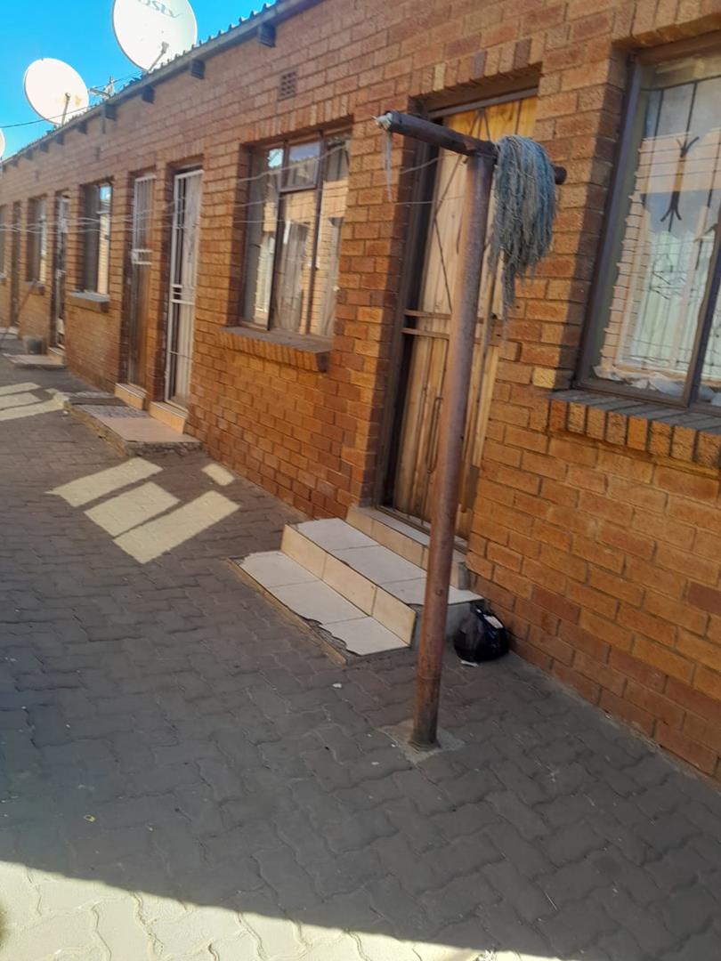 13 Bedroom Property for Sale in Ivory Park Gauteng