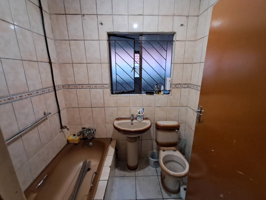 2 Bedroom Property for Sale in Birch Acres Gauteng