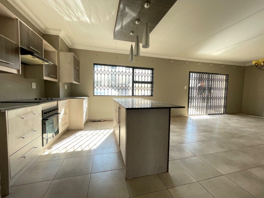 To Let 3 Bedroom Property for Rent in Terenure Gauteng