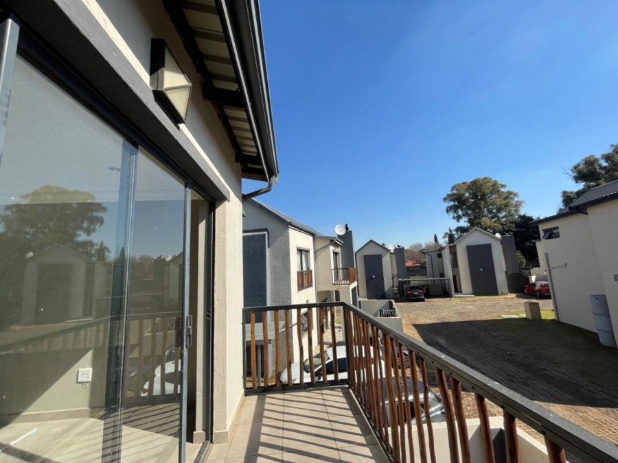 To Let 3 Bedroom Property for Rent in Terenure Gauteng