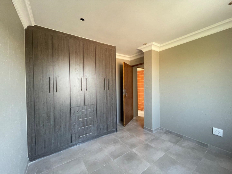 To Let 3 Bedroom Property for Rent in Terenure Gauteng