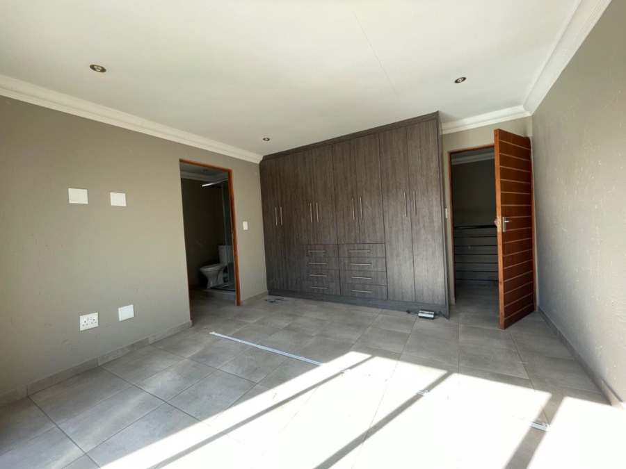 To Let 3 Bedroom Property for Rent in Terenure Gauteng