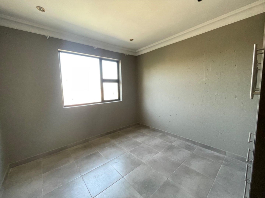 To Let 3 Bedroom Property for Rent in Terenure Gauteng