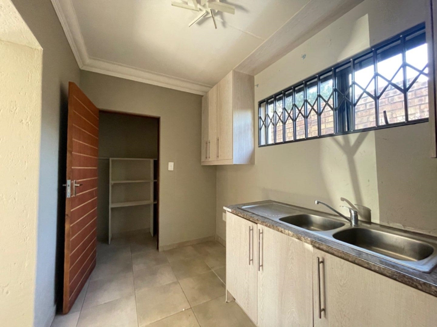 To Let 3 Bedroom Property for Rent in Terenure Gauteng