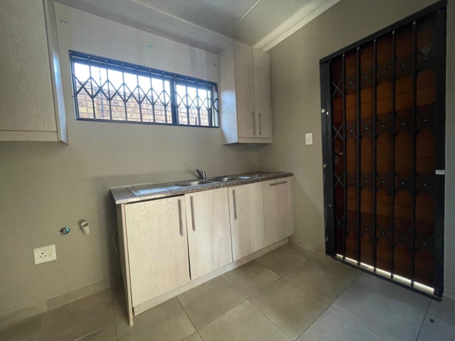To Let 3 Bedroom Property for Rent in Terenure Gauteng