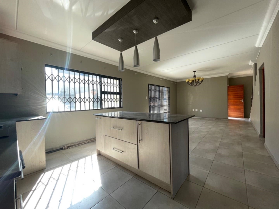 To Let 3 Bedroom Property for Rent in Terenure Gauteng