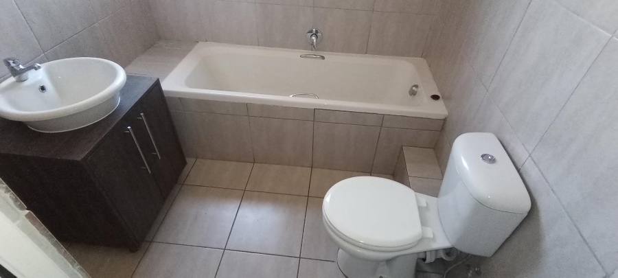To Let 2 Bedroom Property for Rent in Terenure Gauteng