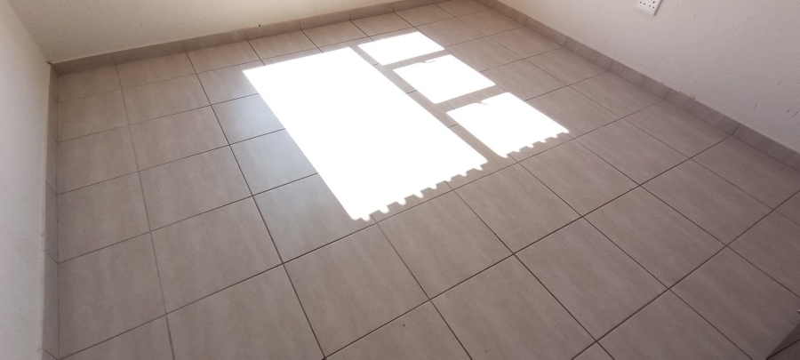 To Let 2 Bedroom Property for Rent in Terenure Gauteng