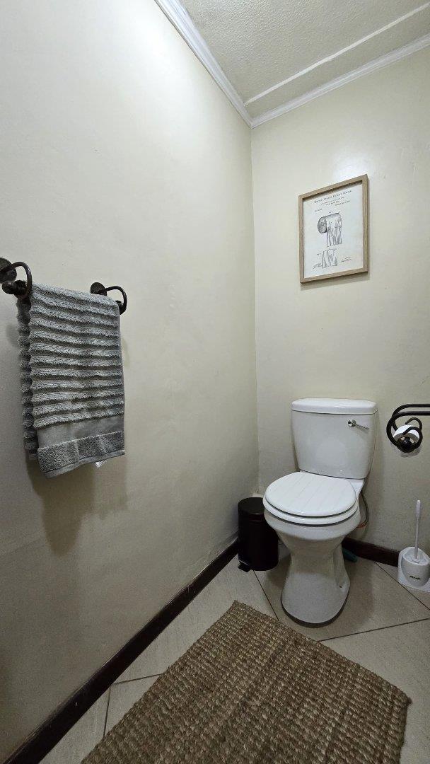 3 Bedroom Property for Sale in Die Hoewes Gauteng