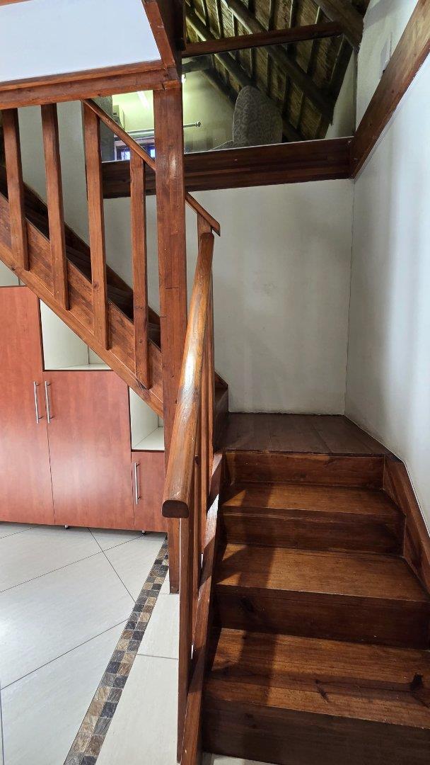 3 Bedroom Property for Sale in Die Hoewes Gauteng