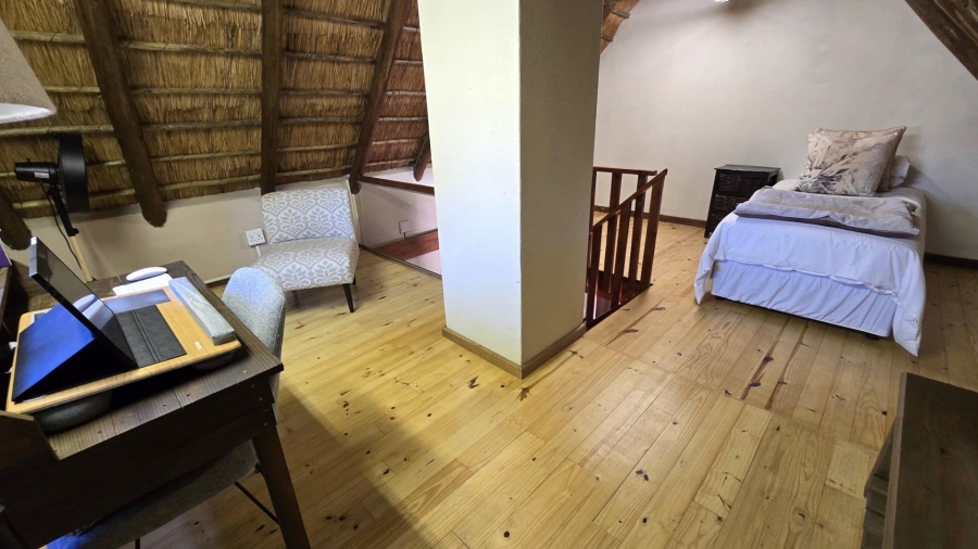 3 Bedroom Property for Sale in Die Hoewes Gauteng