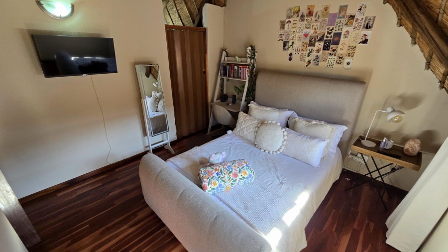 3 Bedroom Property for Sale in Die Hoewes Gauteng