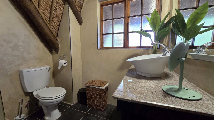 3 Bedroom Property for Sale in Die Hoewes Gauteng