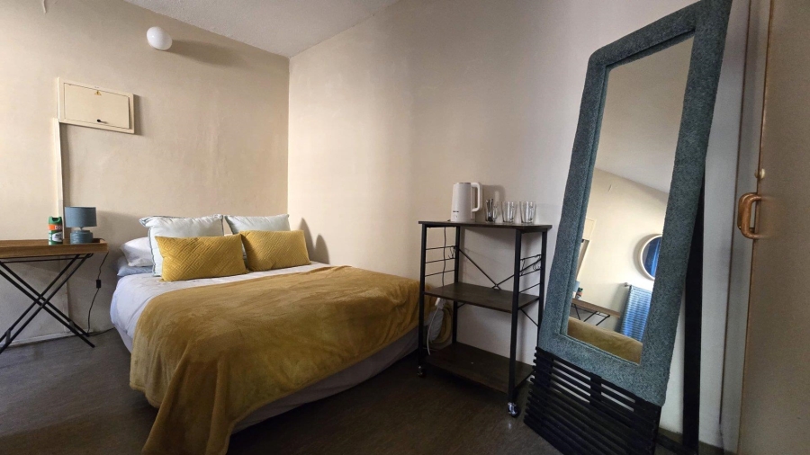 3 Bedroom Property for Sale in Die Hoewes Gauteng