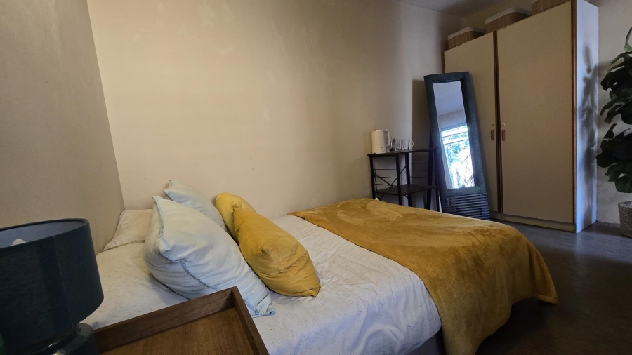 3 Bedroom Property for Sale in Die Hoewes Gauteng