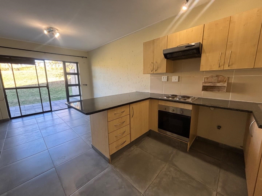 To Let 1 Bedroom Property for Rent in Jackal Creek Golf Estate Gauteng