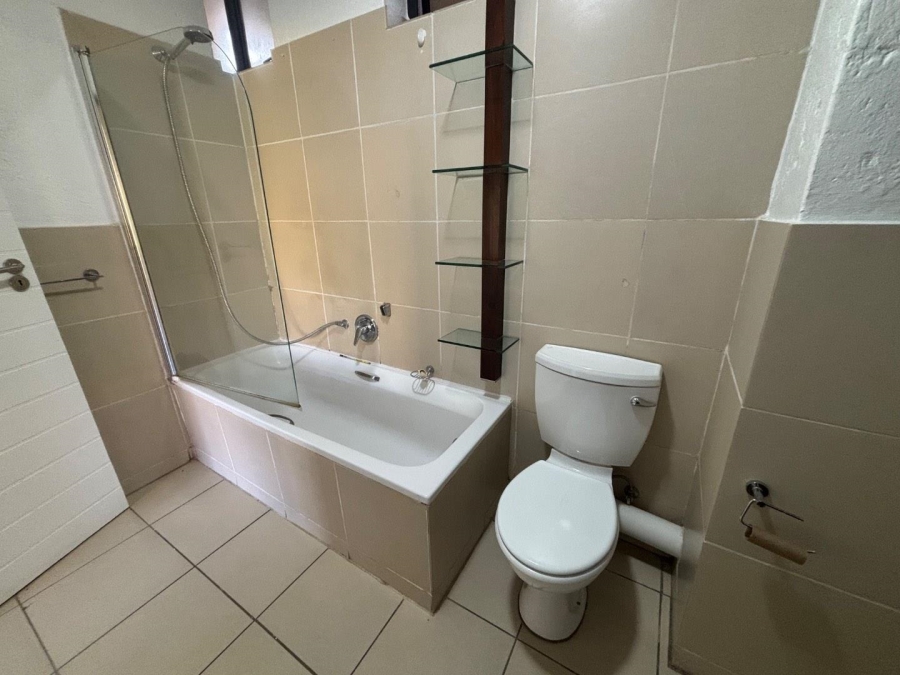 To Let 1 Bedroom Property for Rent in Jackal Creek Golf Estate Gauteng