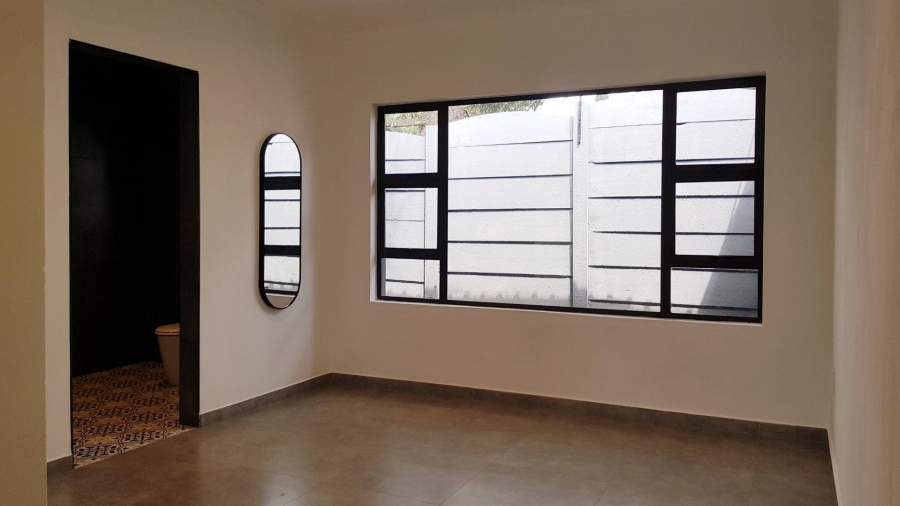 1 Bedroom Property for Sale in Blairgowrie Gauteng