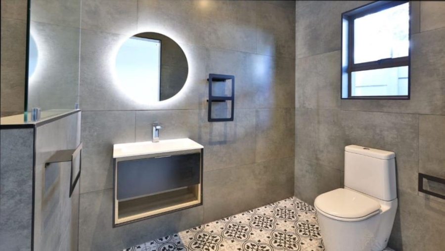 1 Bedroom Property for Sale in Blairgowrie Gauteng