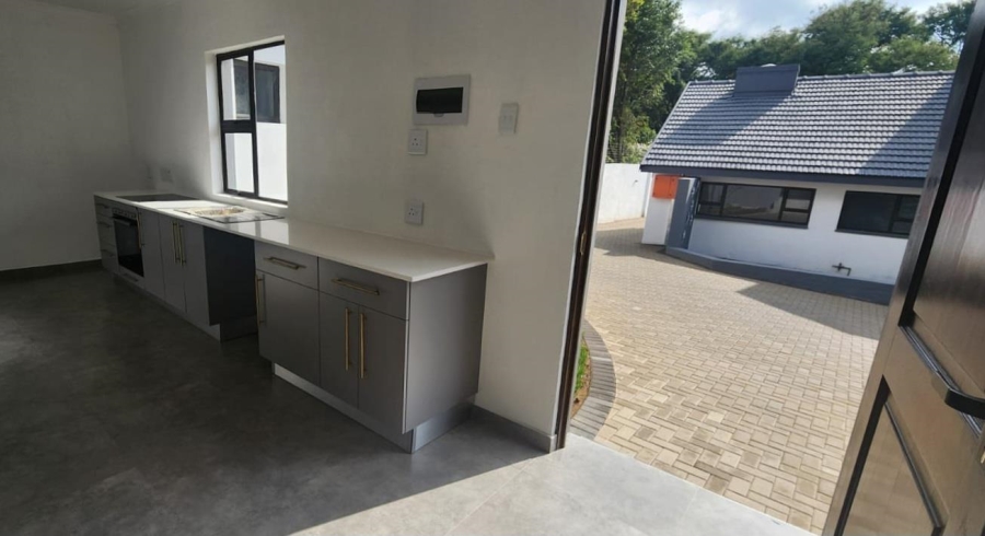 1 Bedroom Property for Sale in Blairgowrie Gauteng