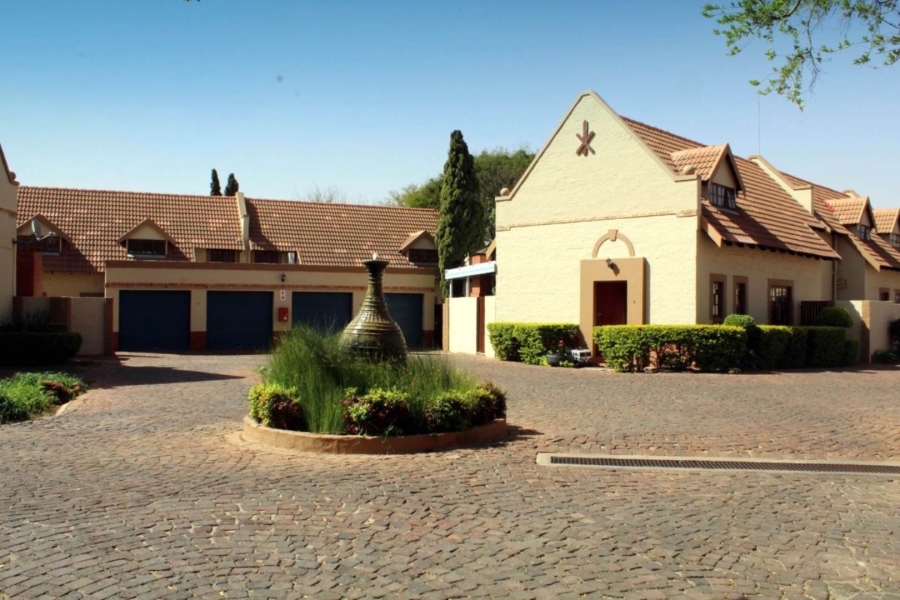 3 Bedroom Property for Sale in Equestria Gauteng
