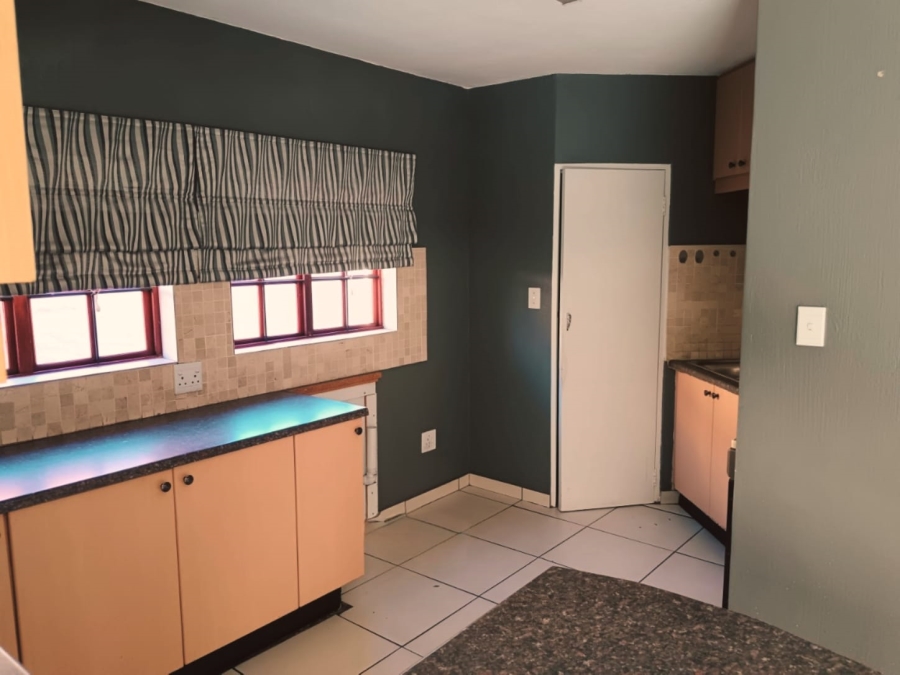 3 Bedroom Property for Sale in Equestria Gauteng