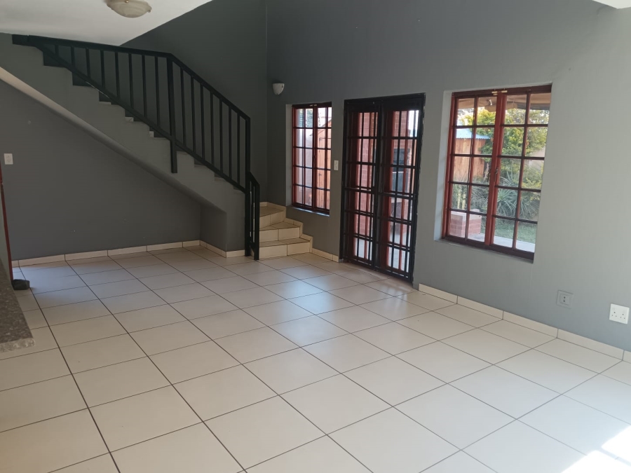 3 Bedroom Property for Sale in Equestria Gauteng