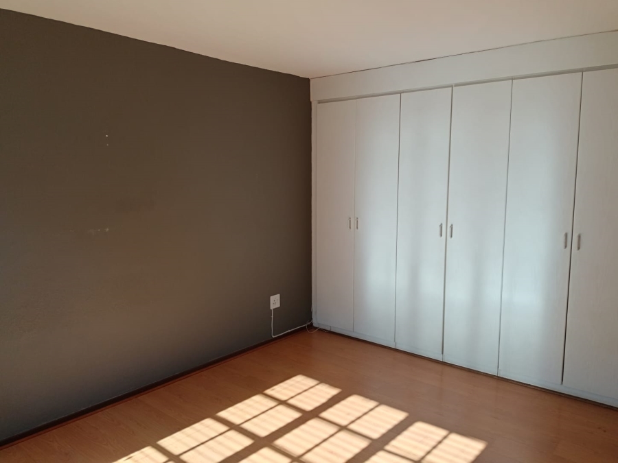3 Bedroom Property for Sale in Equestria Gauteng