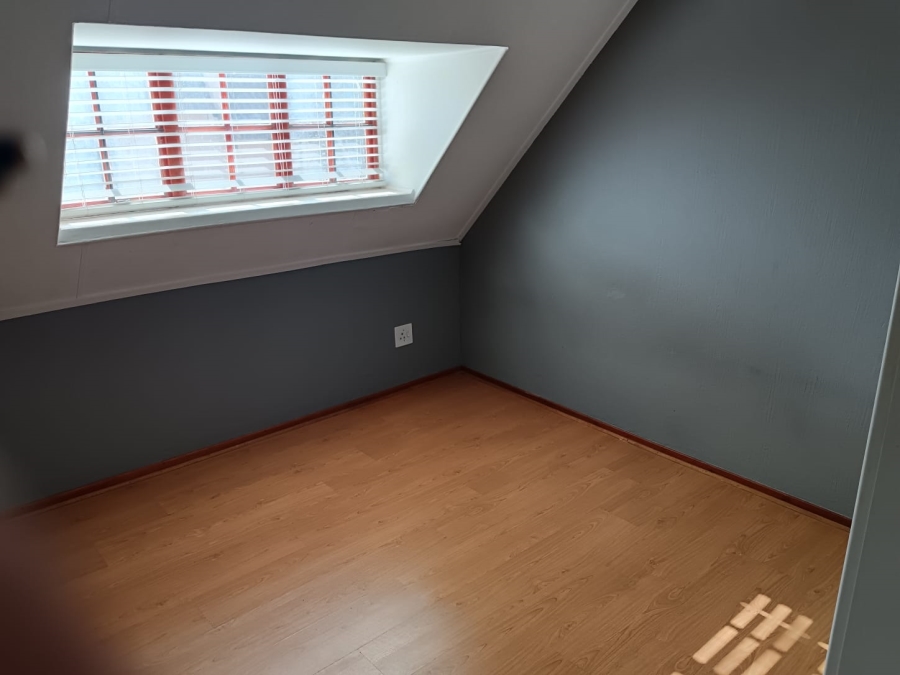 3 Bedroom Property for Sale in Equestria Gauteng