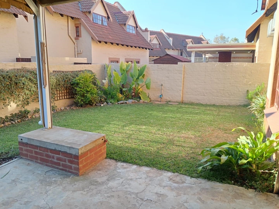 3 Bedroom Property for Sale in Equestria Gauteng
