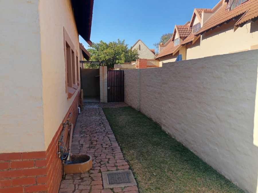 3 Bedroom Property for Sale in Equestria Gauteng