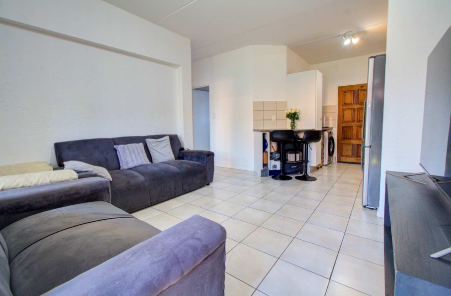 2 Bedroom Property for Sale in Wilgeheuwel Gauteng