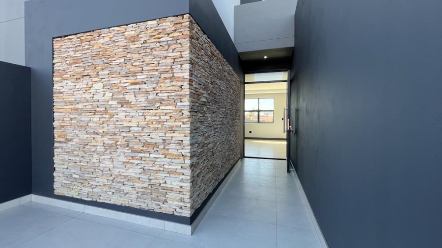 3 Bedroom Property for Sale in Midstream Estate Gauteng