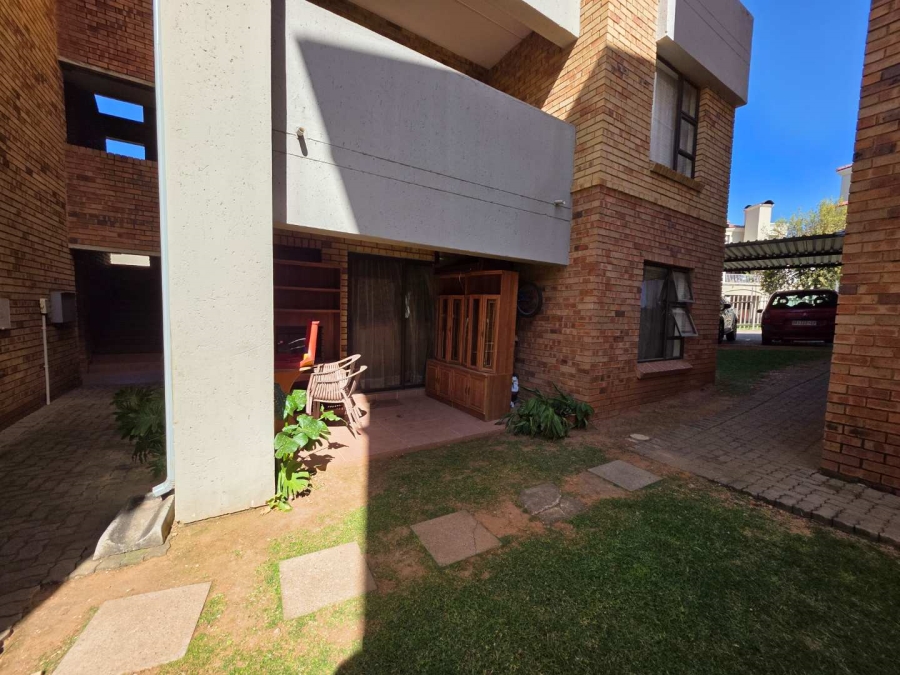 2 Bedroom Property for Sale in Northwold Gauteng