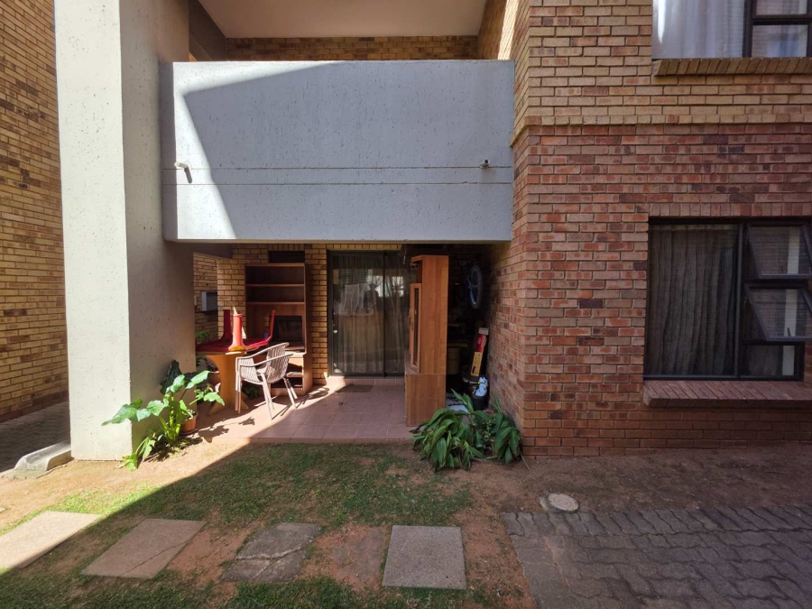 2 Bedroom Property for Sale in Northwold Gauteng