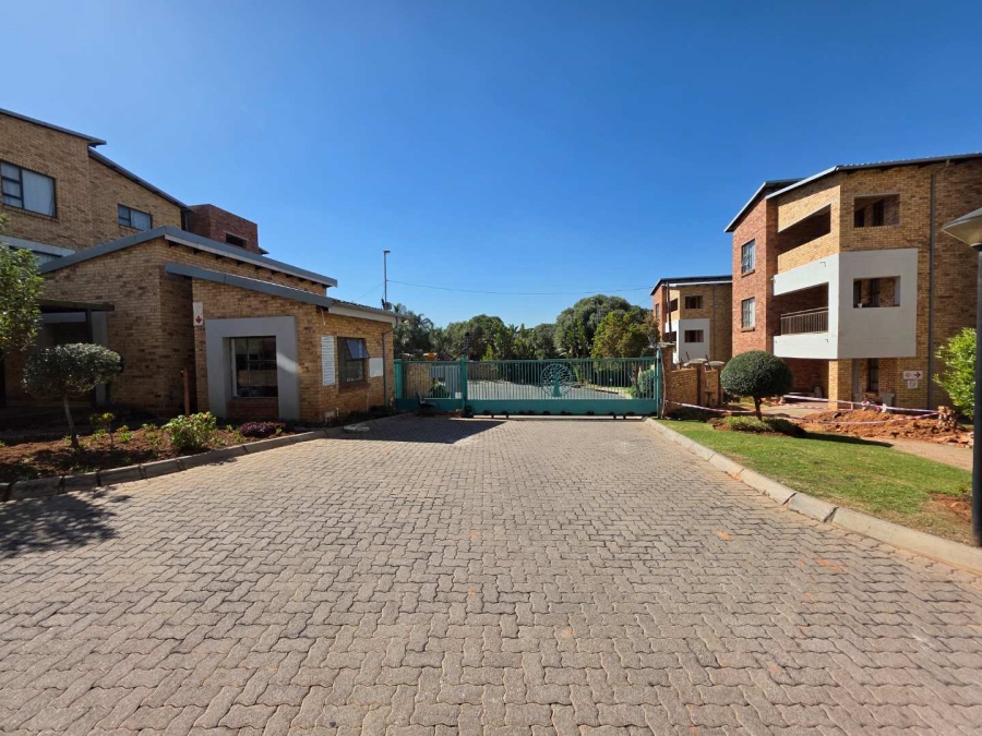 2 Bedroom Property for Sale in Northwold Gauteng